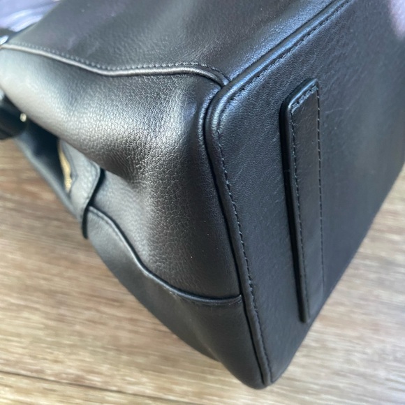 NWOT RADLEY LONDON Baylis Road Medium Multiway Bag Black with Dog Charm - Picture 7 of 13